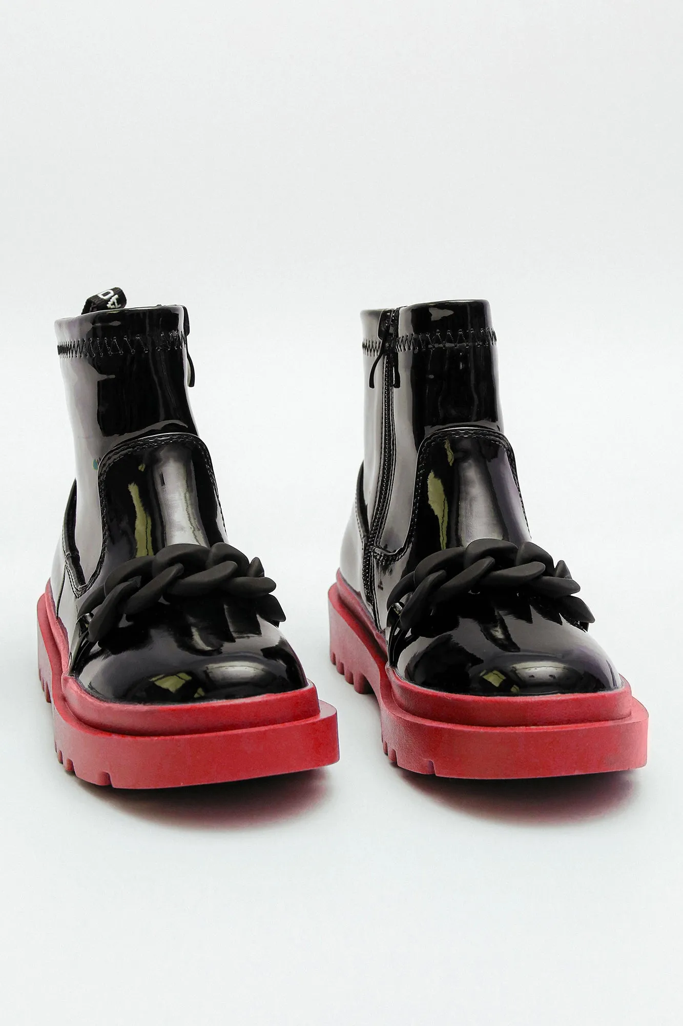 BOOTS (E0027/409/901)