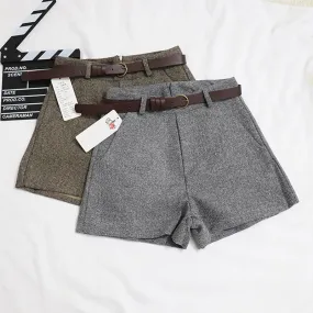 Elegant Shorts With Belt