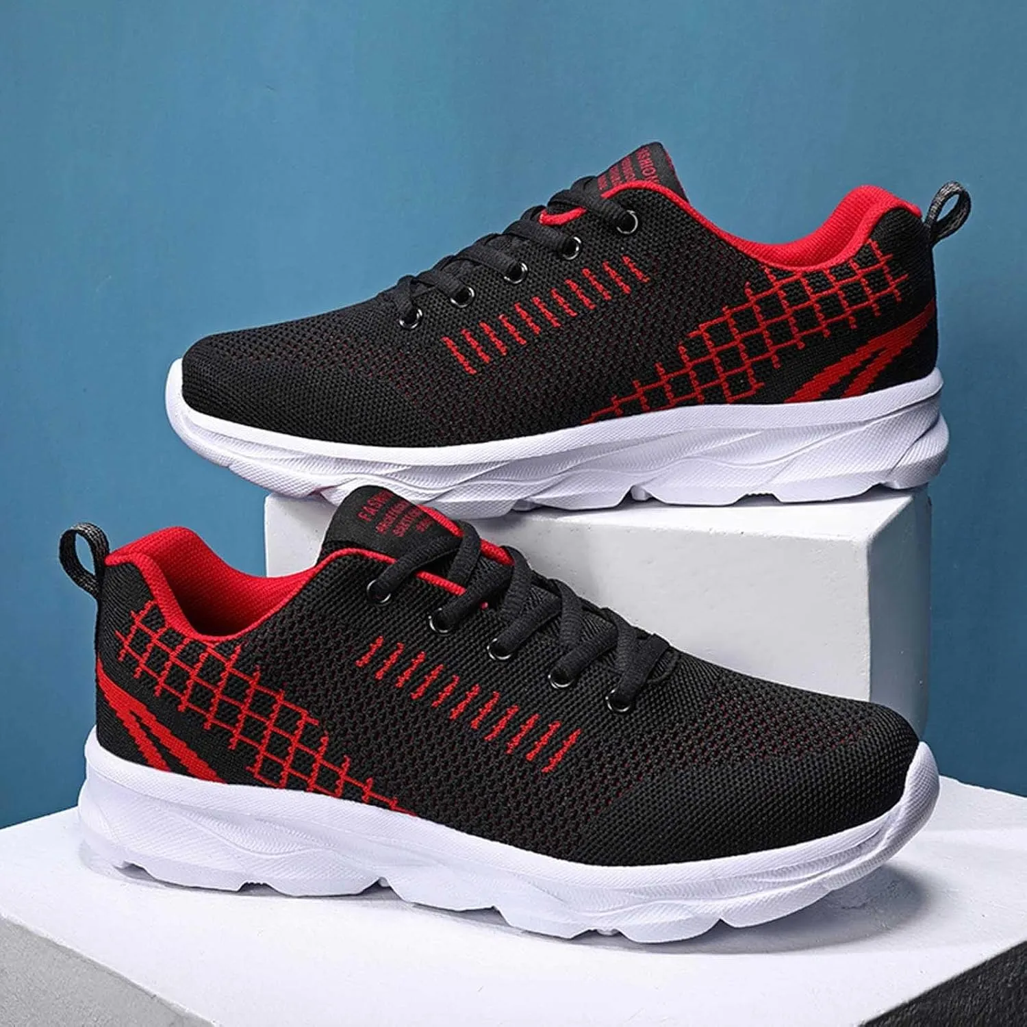 Lovers Fashion Mesh Breathable Flying Woven Sneakers for Men and Women Color Matching Casual Mens Fashion Sneaker Boots