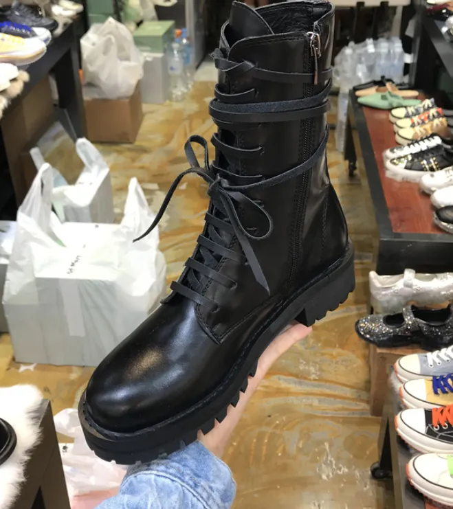 LUXE SEVEN DESIGN LACE UP HIKER BOOTS IN BLACK