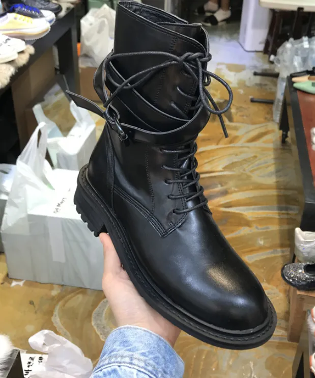 LUXE SEVEN DESIGN LACE UP HIKER BOOTS IN BLACK