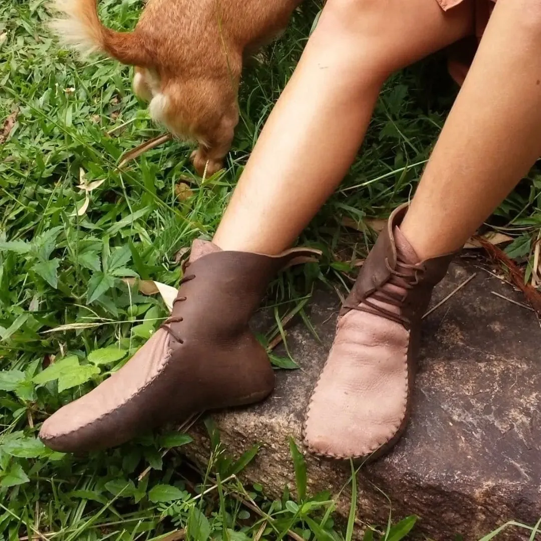 "Laced-Up Boots" / Custom-Made Barefoot-Boots