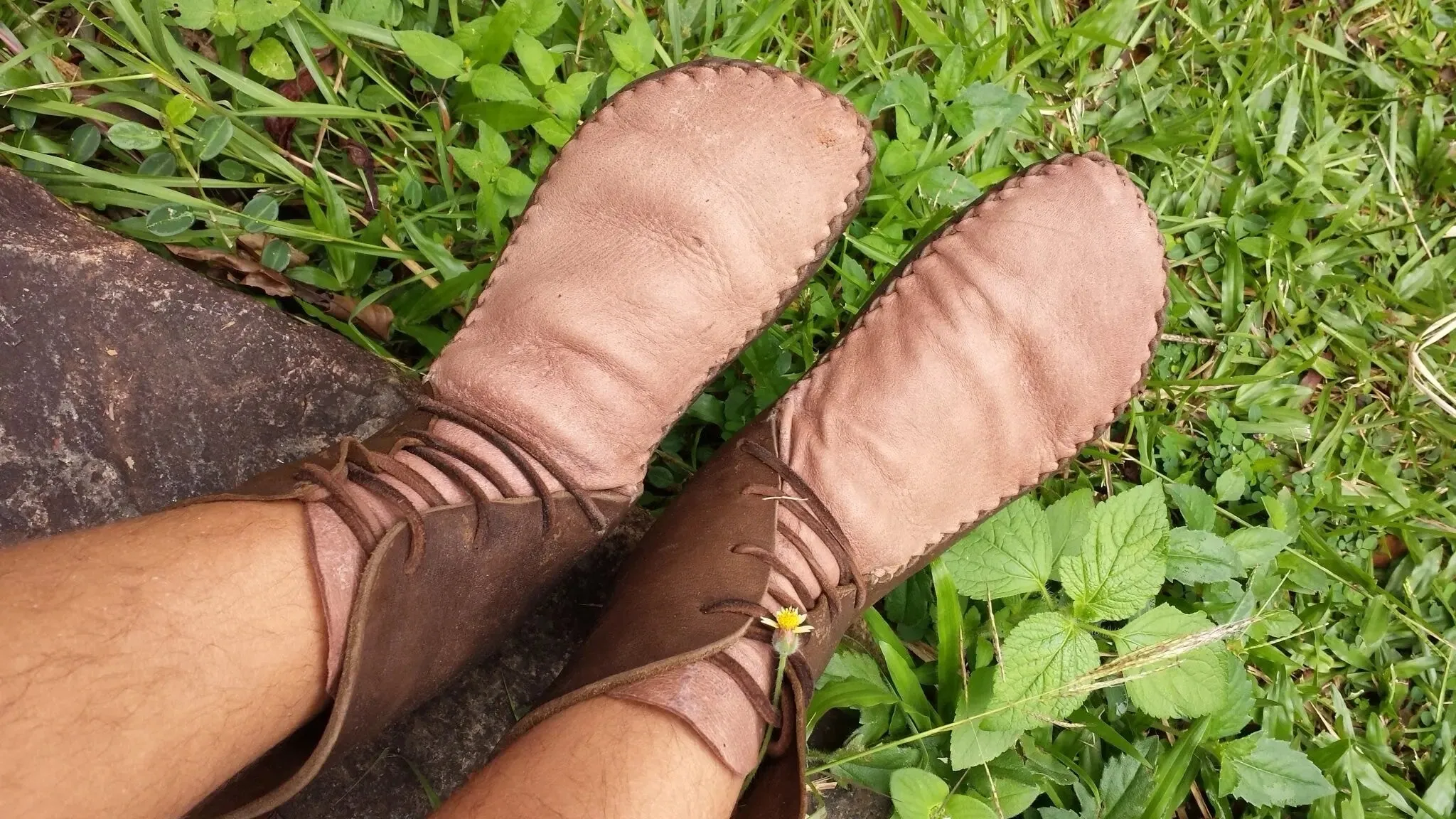 "Laced-Up Boots" / Custom-Made Barefoot-Boots