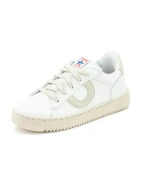 White/beige leather sneaker